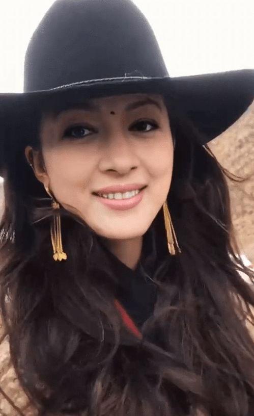 林以真女儿的照片,青春靓丽，星二代风采初露