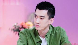 冯嘉怡个人资料老婆,揭秘他的温柔妻子